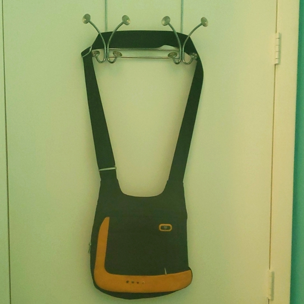 TUMI Tech Cross Body Bag